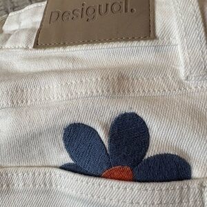 Desigual White Flared Jeans Sz. 34 US 4
